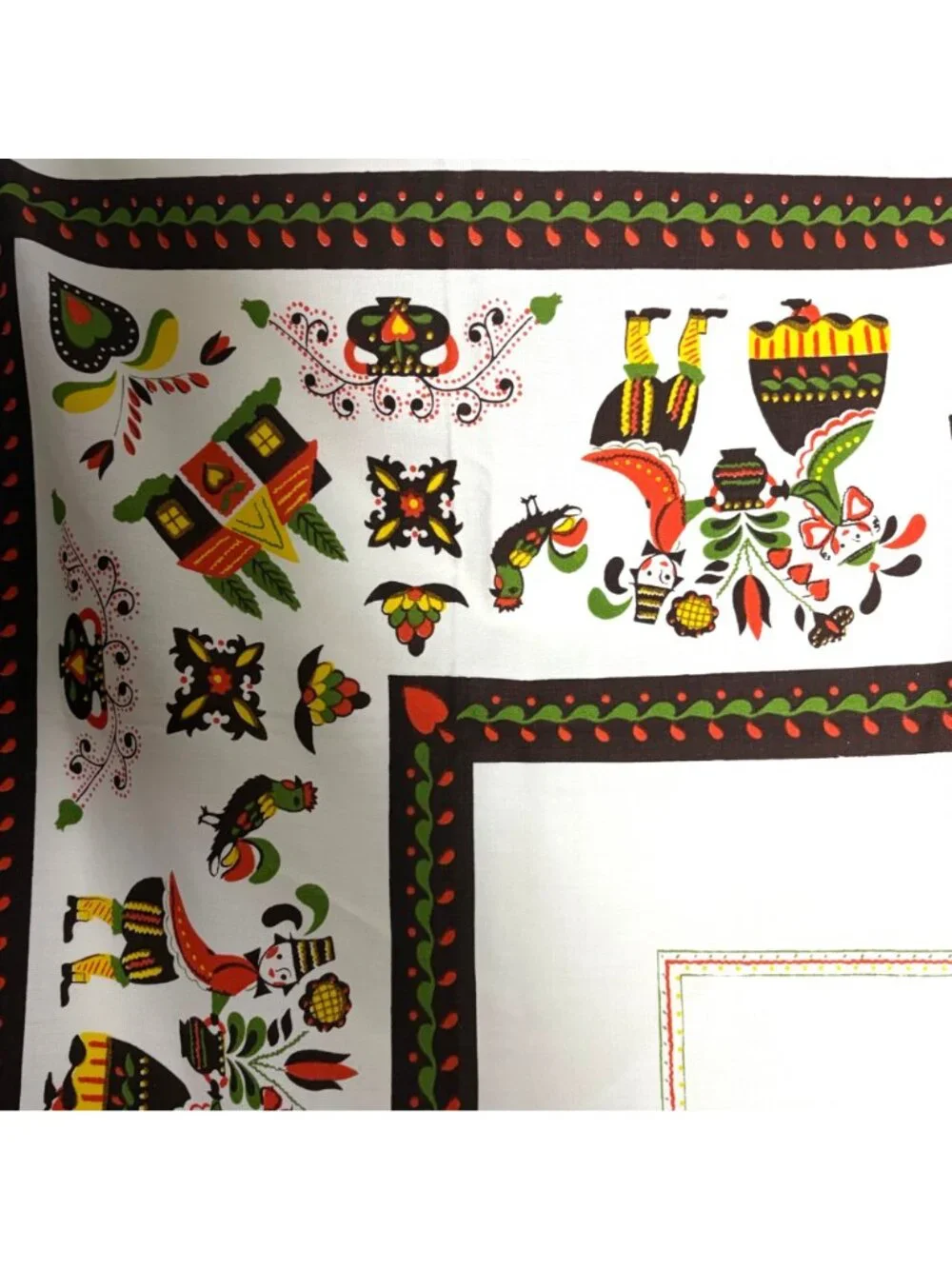 Vintage Folk Art Parisian Printes Tablecloth 52